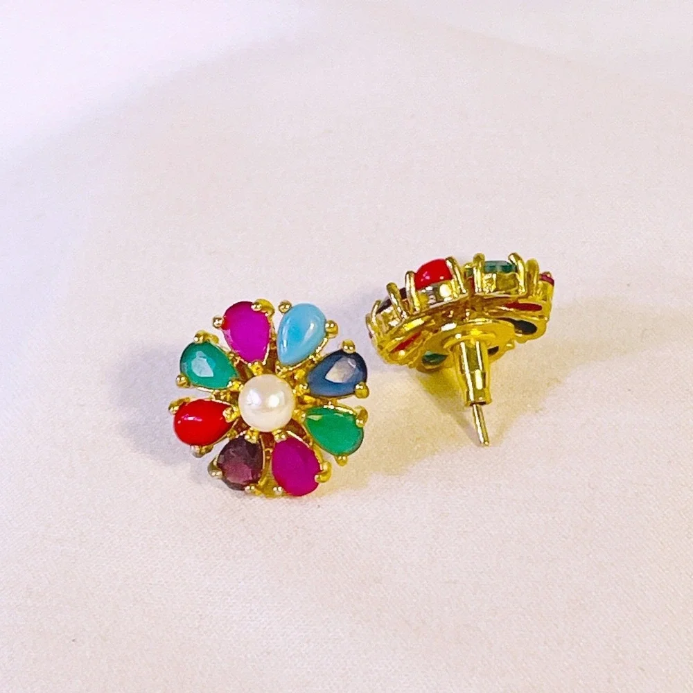 Vintage Multicolor Flower Stud Earrings Gold Tone Faux Pearl Jewel Tone‎ Floral